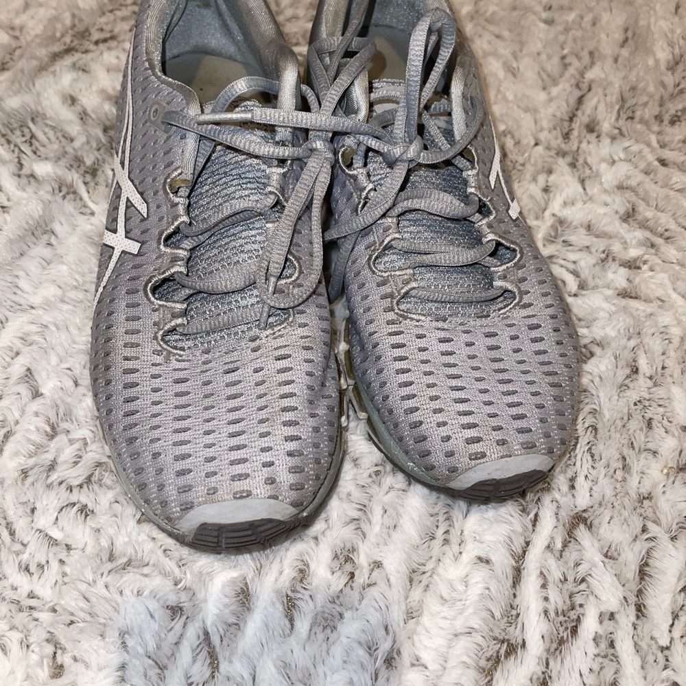 Lightly Worn!! - image 2